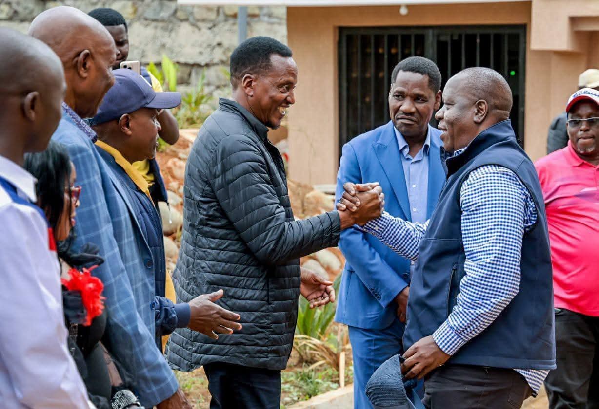 Kisii Senator Richard Onyonka shake hands with Fred Matiang'i during Meru tour. Photo: Peter Munya Source: Facebook.